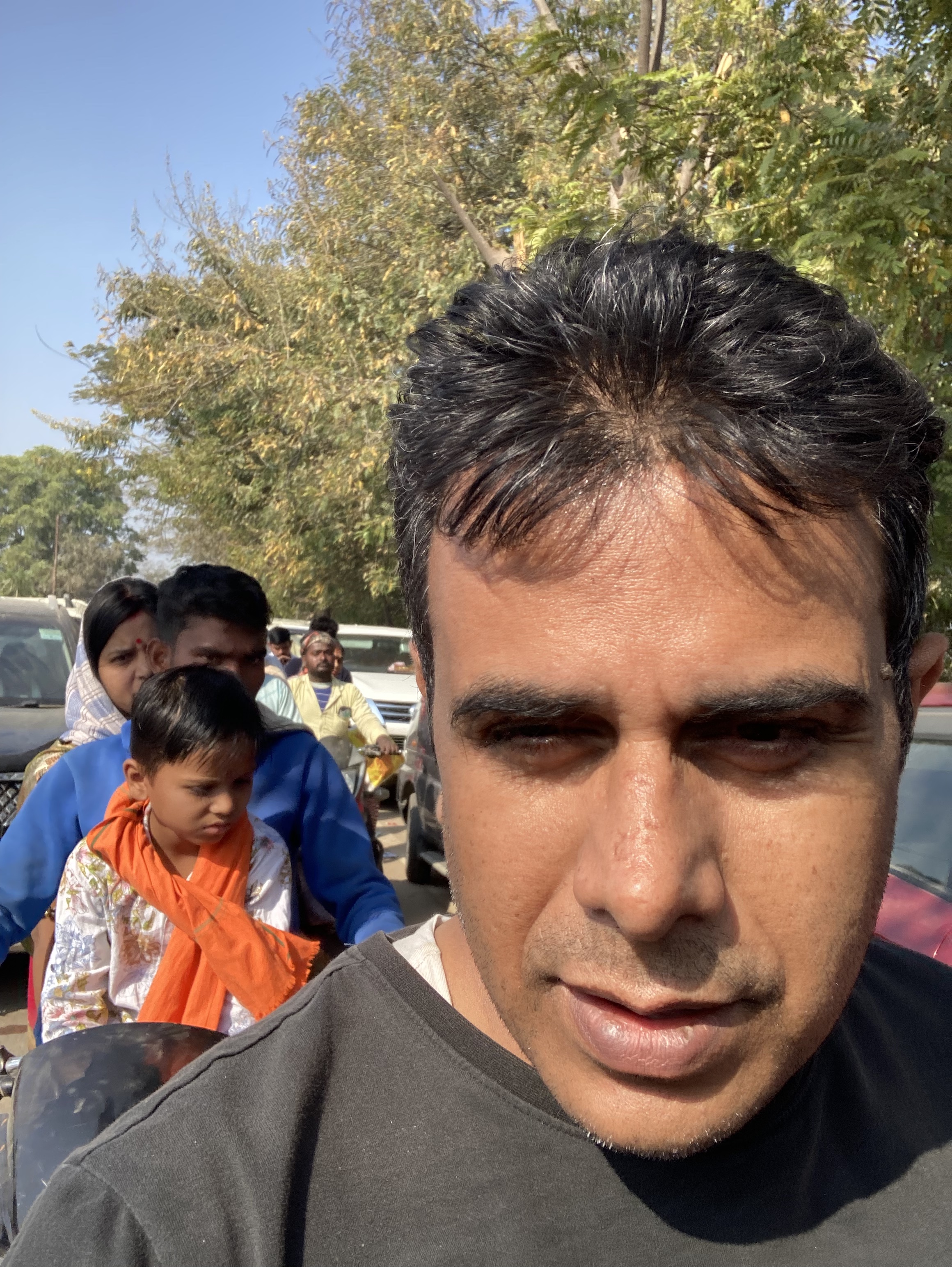 video1/Prayagraj-kumbha-pic/16-Prayagraj-Chakdodi-9-42am.jpg
